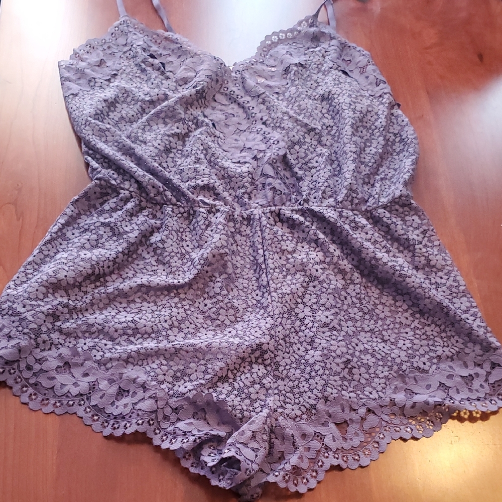 Victoria's Secret Lavender Lace Romper Teddy Size LARGE